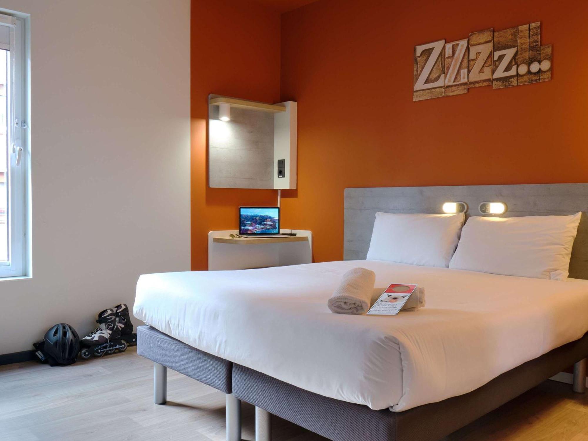 Ibis Budget Bilbao City Екстериор снимка
