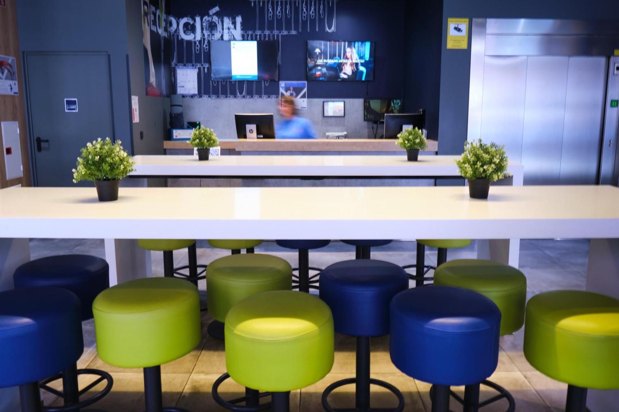 Ibis Budget Bilbao City Екстериор снимка