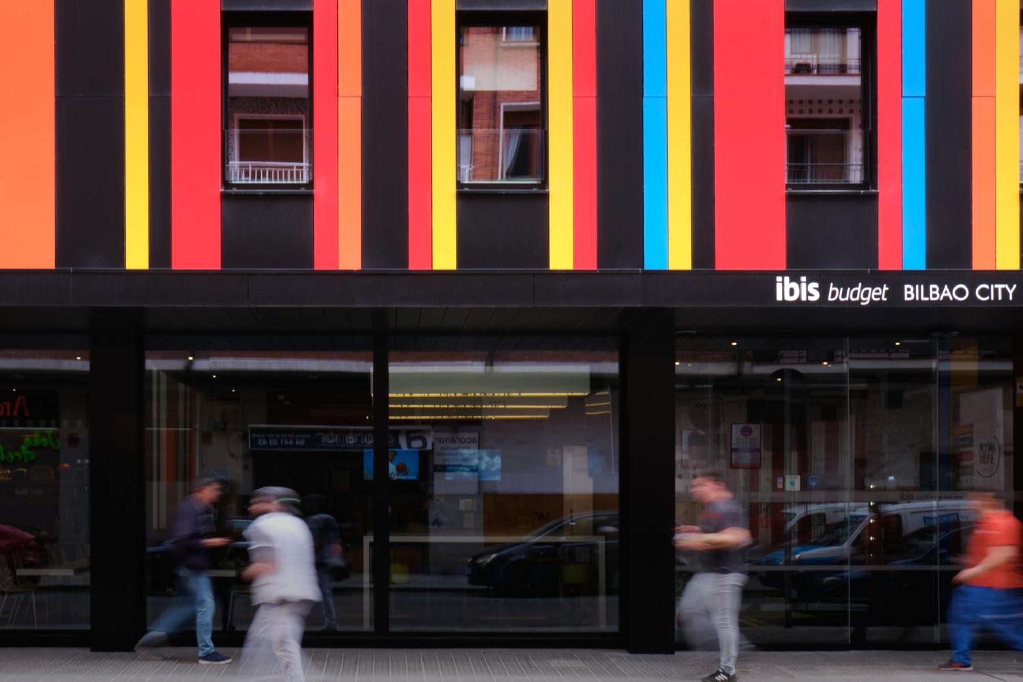 Ibis Budget Bilbao City Екстериор снимка