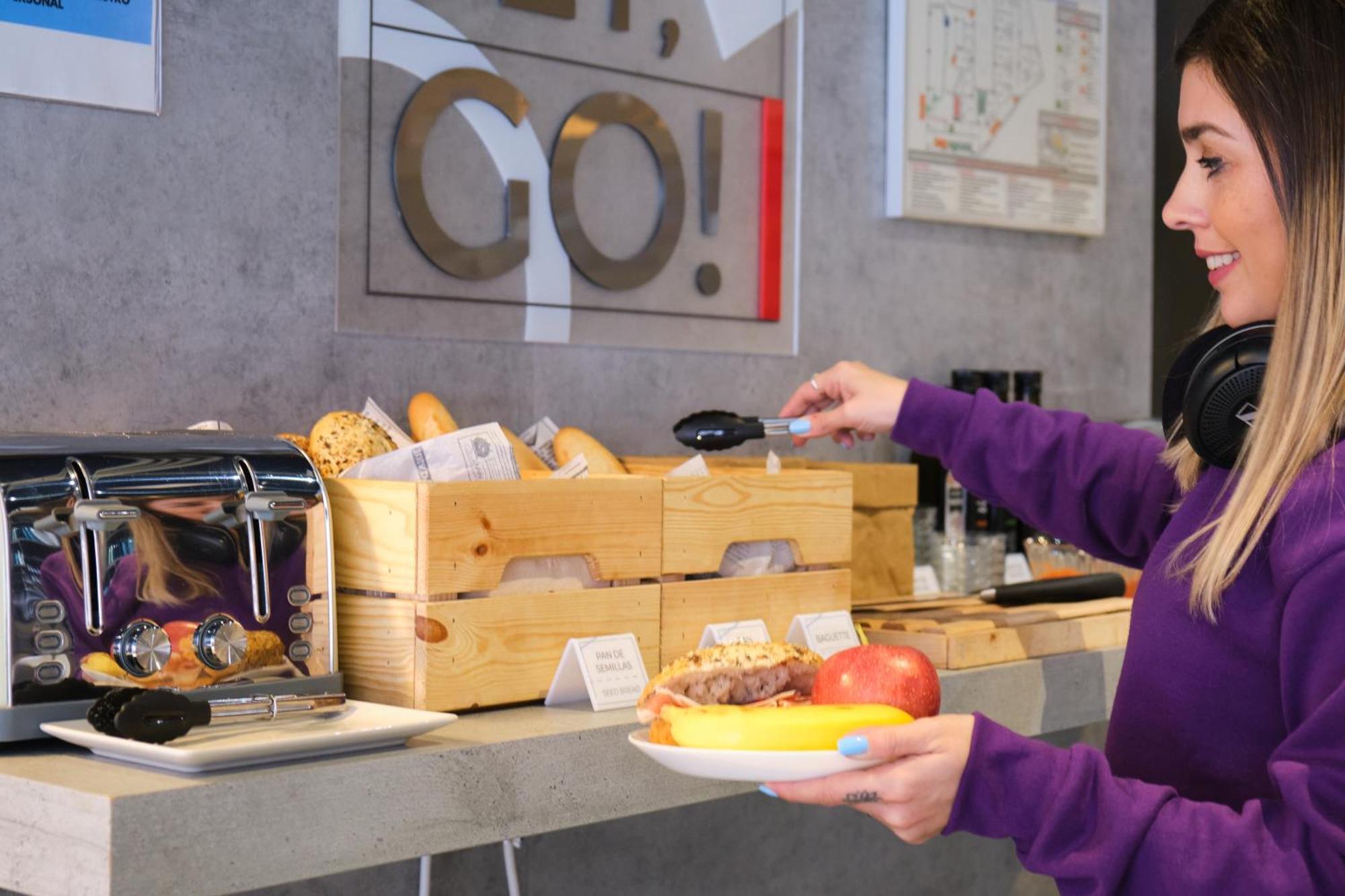 Ibis Budget Bilbao City Екстериор снимка